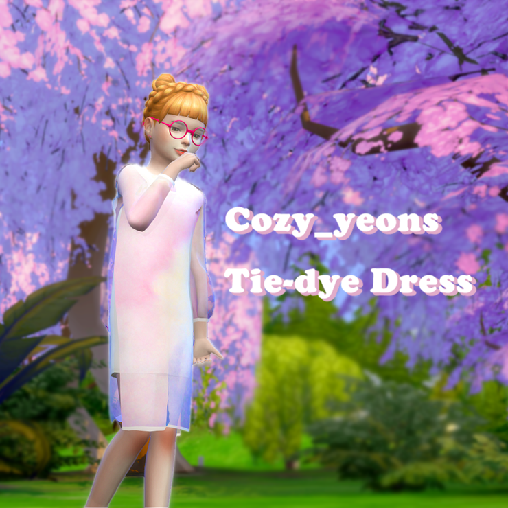 Una sim con la mano frente a la cara como si estuviera tosiendo, usando gafas redondas rosas y un vestido tie-dye