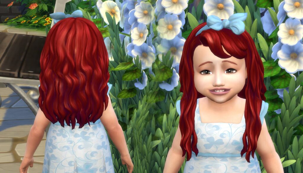 sim sonriendo en un montón de flores con un lazo en el cabello
