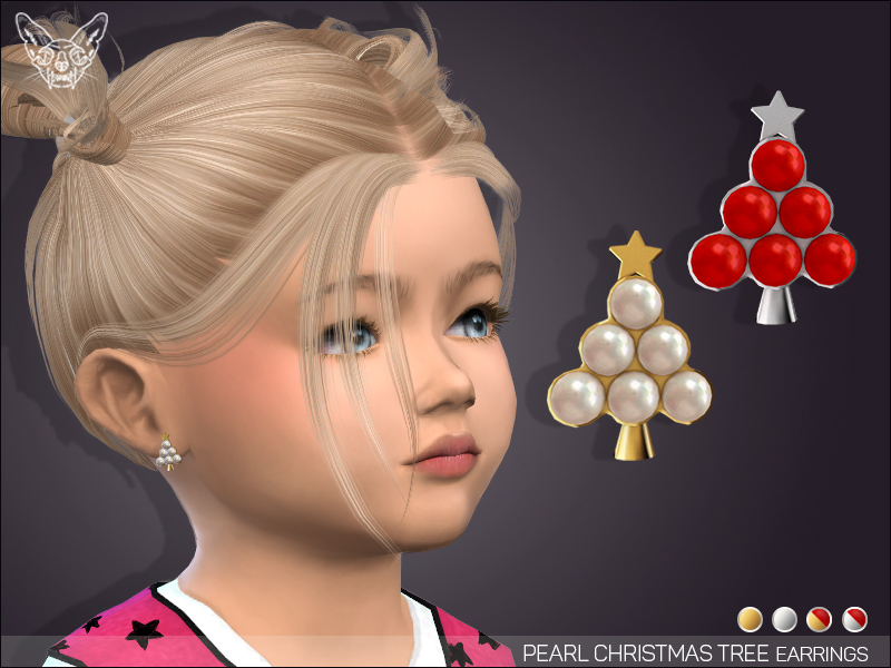 Un Sim con cabello rubio y flequillo que lleva puestos unos accesorios navideños de Sims 4 CC en forma de pendientes con forma de árbol de Navidad