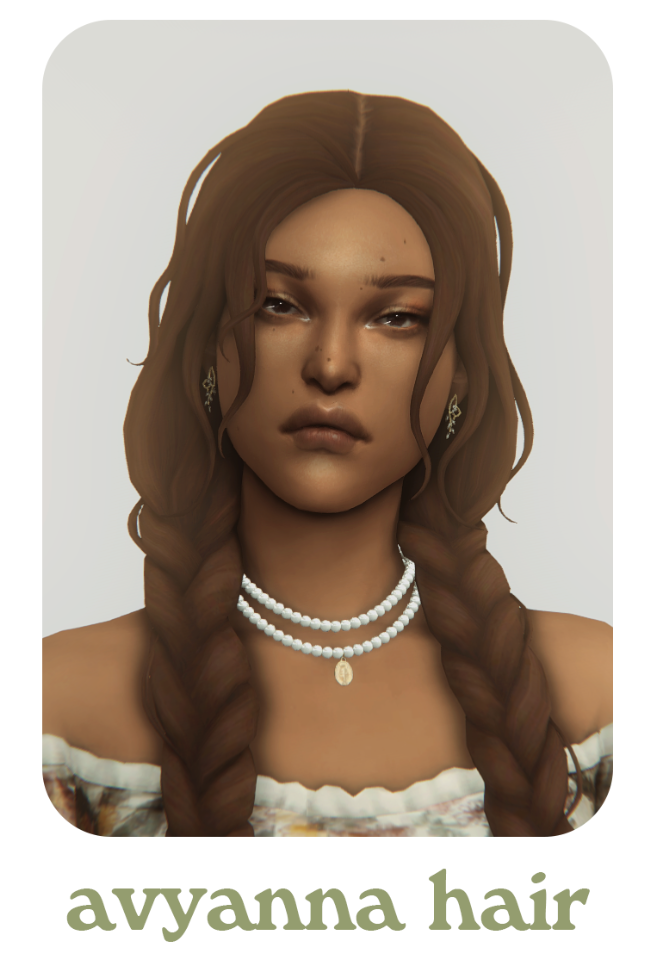 Un sim vistiendo una blusa con los hombros descubiertos y collares blancos, tiene el cabello en trenzas en coleta en sims 4 cc.