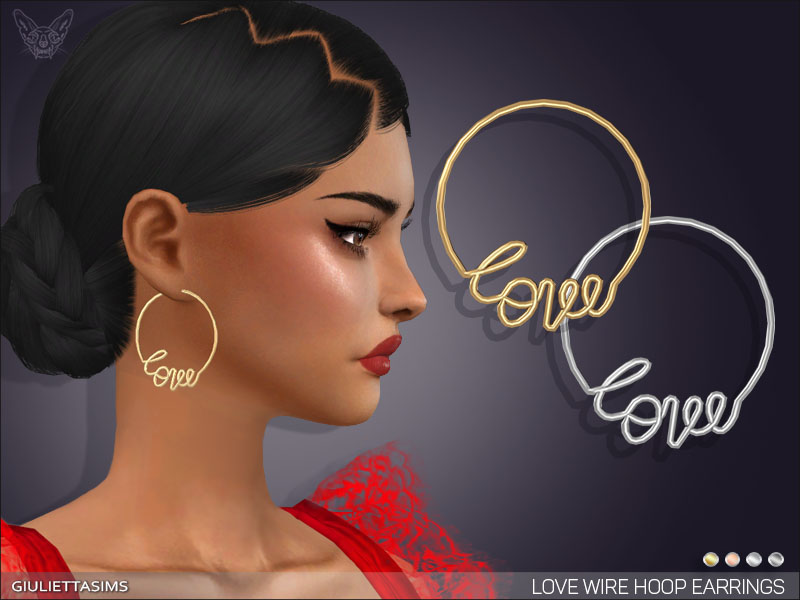Un sim con el cabello negro recogido en un moño mirando hacia un lado. Lleva puestos unos pendientes de aro de los Sims 4 con la palabra amor en cursiva.