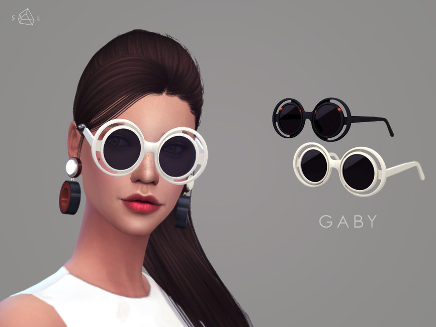 Un personaje de Los Sims 4 que lleva una camiseta blanca, tiene el pelo castaño y lleva unas gafas de sol redondas con un borde.