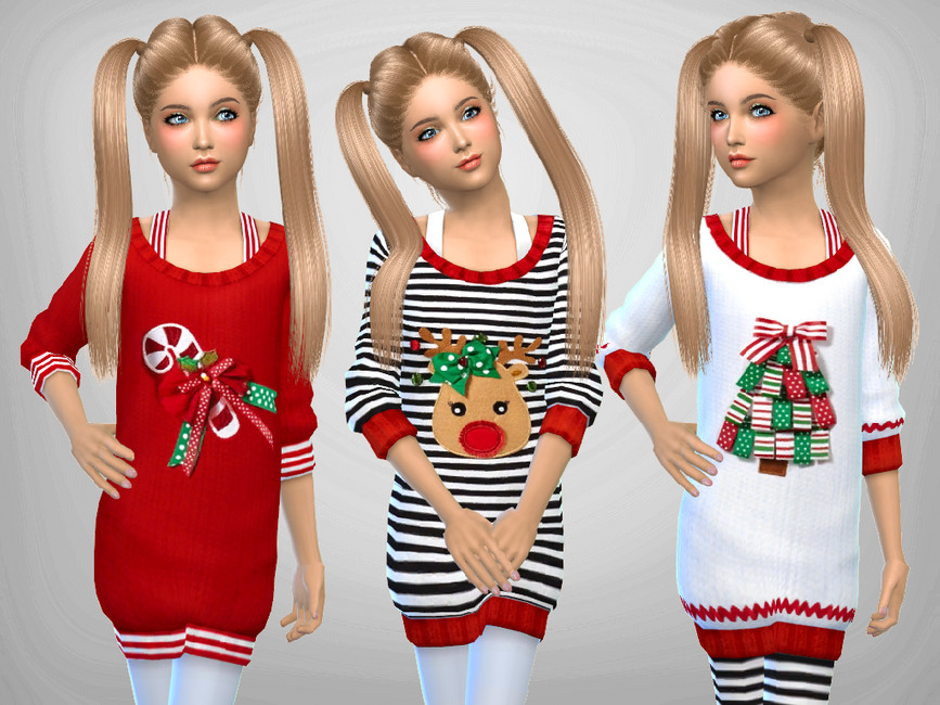 La misma sim rubia con coletas, en tres ocasiones diferentes. En cada versión, la sim lleva puesto un vestido de Navidad de los sims 4 cc que es un jersey con medias debajo.